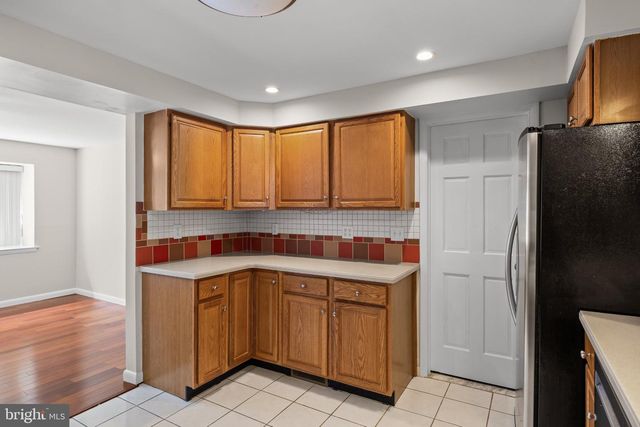 204 GARFIELD AVE, Cherry Hill, NJ 08002