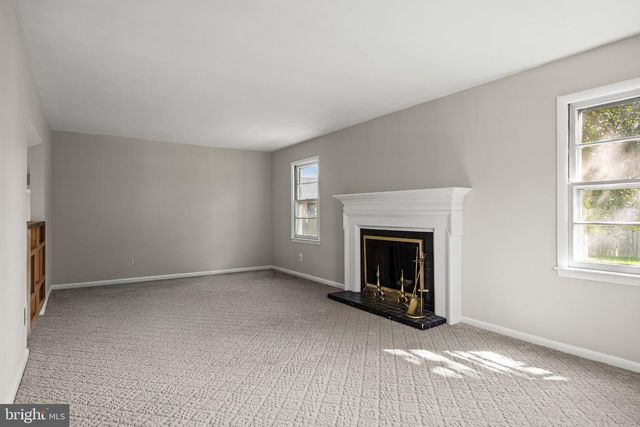 204 GARFIELD AVE, Cherry Hill, NJ 08002