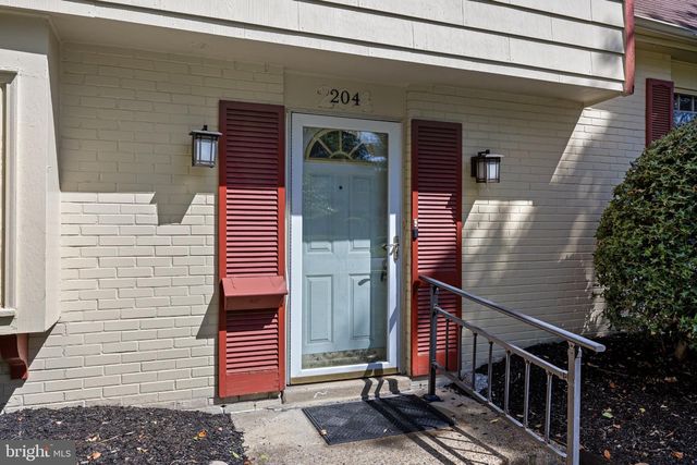 204 GARFIELD AVE, Cherry Hill, NJ 08002