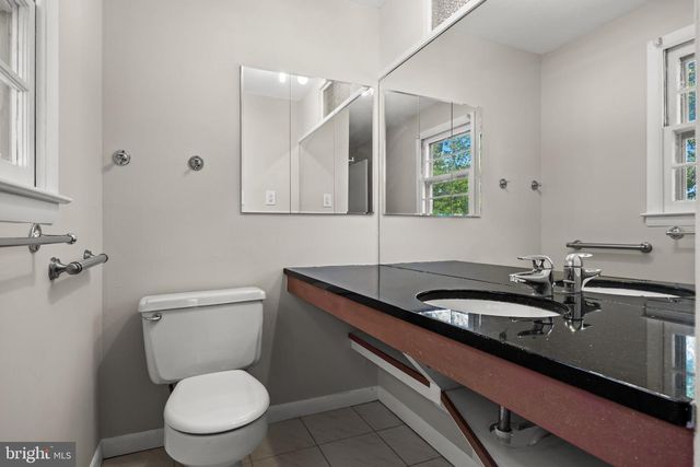 204 GARFIELD AVE, Cherry Hill, NJ 08002