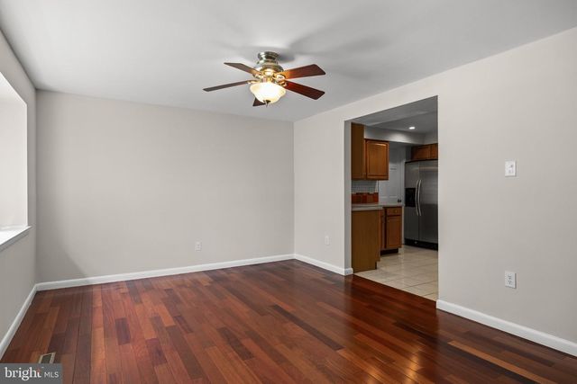 204 GARFIELD AVE, Cherry Hill, NJ 08002