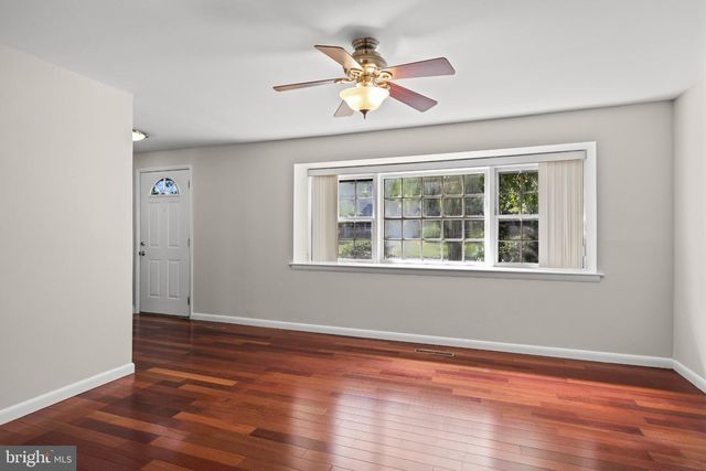 204 GARFIELD AVE, Cherry Hill, NJ 08002
