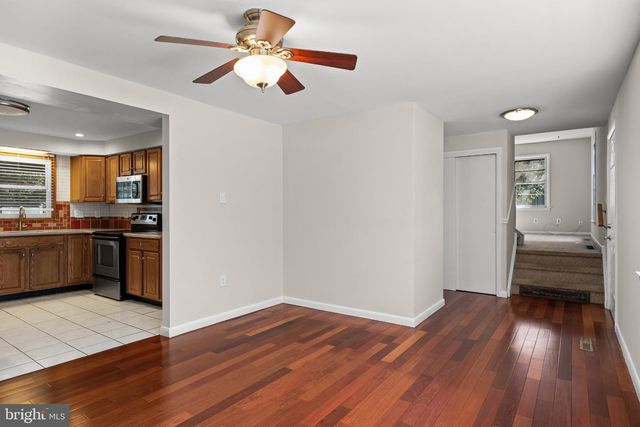 204 GARFIELD AVE, Cherry Hill, NJ 08002
