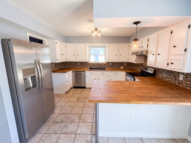 1115 N Waterview Drive, Richardson, TX 75080