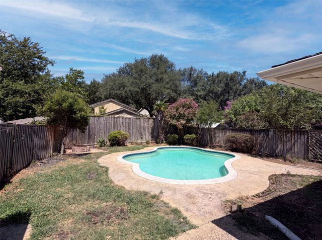 1115 N Waterview Drive, Richardson, TX 75080