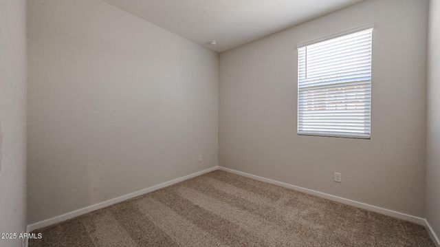 22869 W MONONA Lane, Surprise, AZ 85387