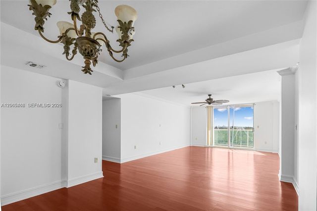 2841 NE 163rd St 1002, North Miami Beach, FL 33160