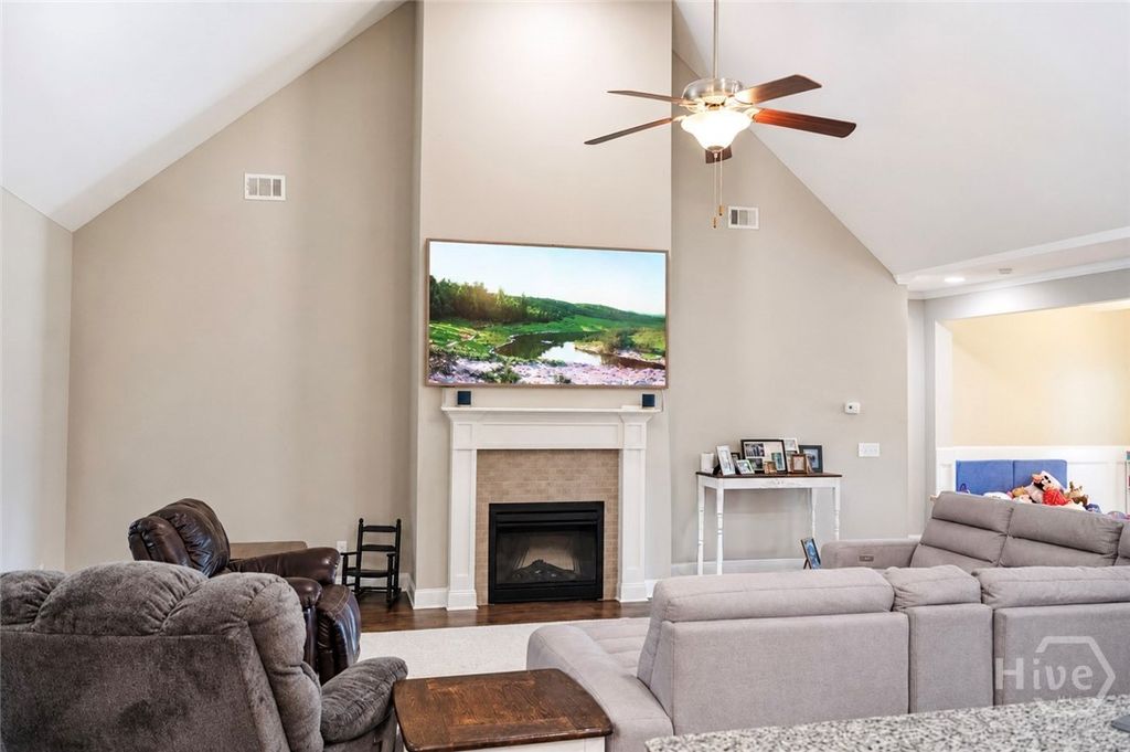 Image 10 of property listing at 144 Sapphire Circle, Guyton, GA 31312