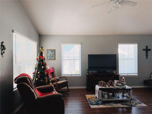 110 TURTLE RUN, Umatilla, FL 32784