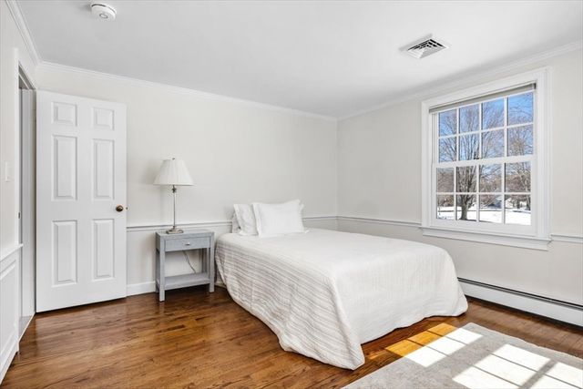 11 Berkley Cir, Hingham, MA 02043