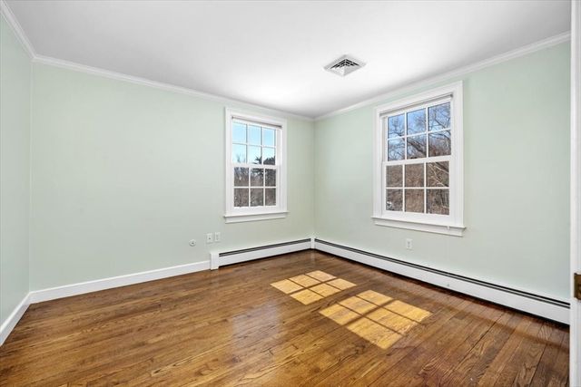 11 Berkley Cir, Hingham, MA 02043