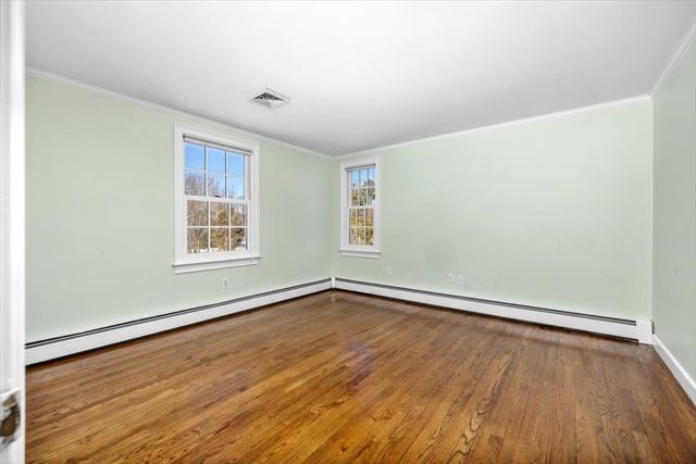 11 Berkley Cir, Hingham, MA 02043