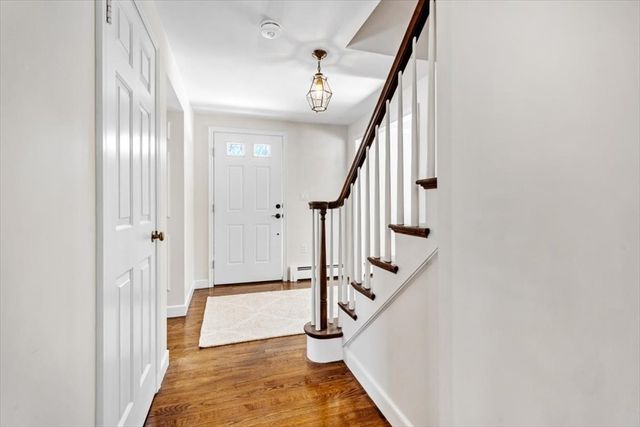 11 Berkley Cir, Hingham, MA 02043