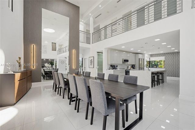 14401 Sunset Ln, Southwest Ranches, FL 33330