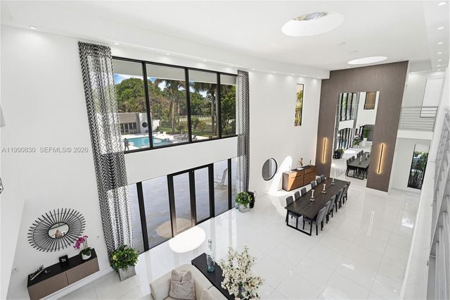 14401 Sunset Ln, Southwest Ranches, FL 33330