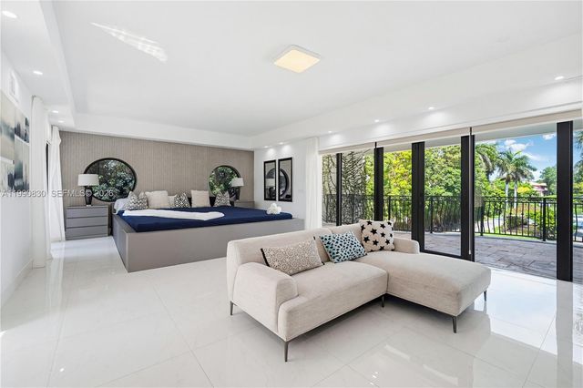 14401 Sunset Ln, Southwest Ranches, FL 33330