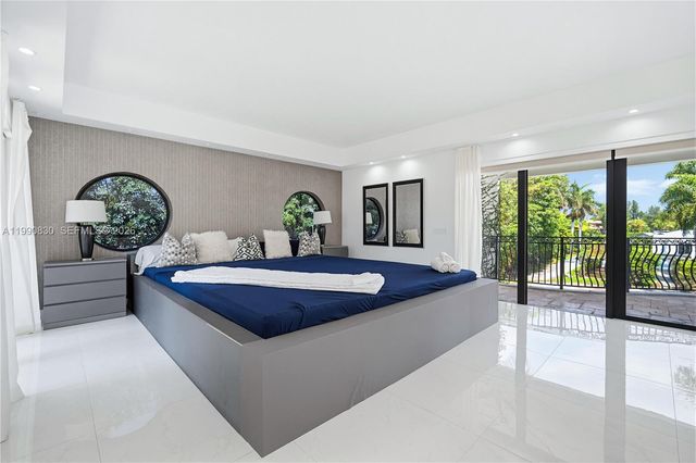 14401 Sunset Ln, Southwest Ranches, FL 33330