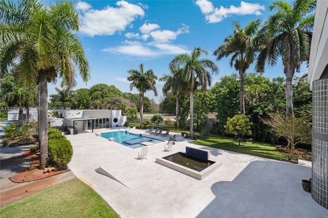 14401 Sunset Ln, Southwest Ranches, FL 33330