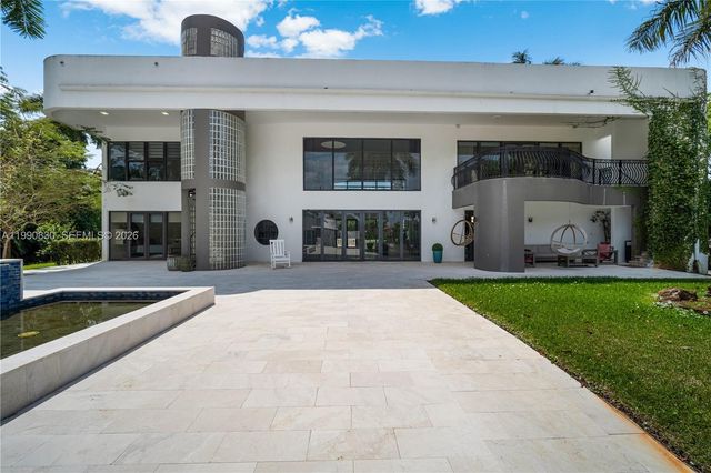 14401 Sunset Ln, Southwest Ranches, FL 33330