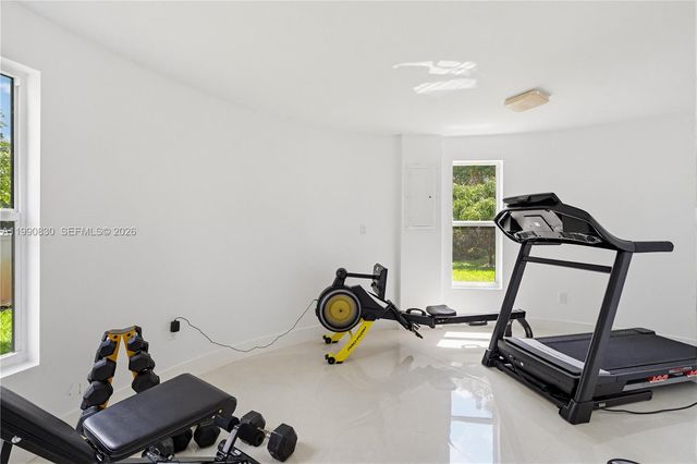 14401 Sunset Ln, Southwest Ranches, FL 33330