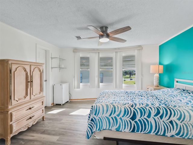 1514 HILLCREST DRIVE, Lady Lake, FL 32159