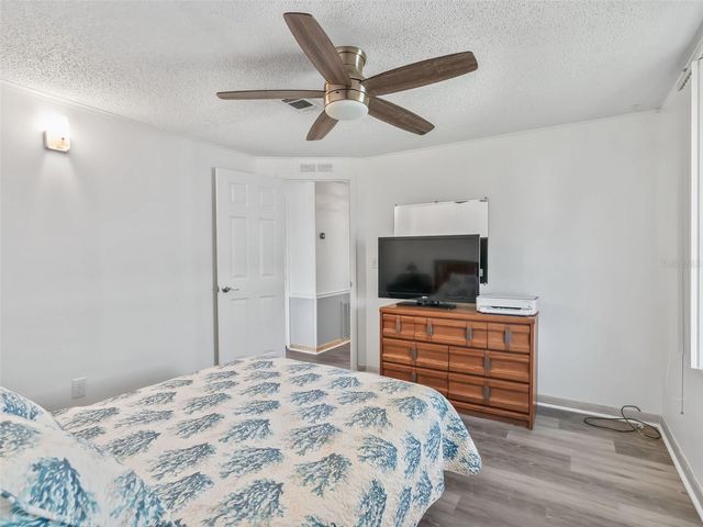 1514 HILLCREST DRIVE, Lady Lake, FL 32159