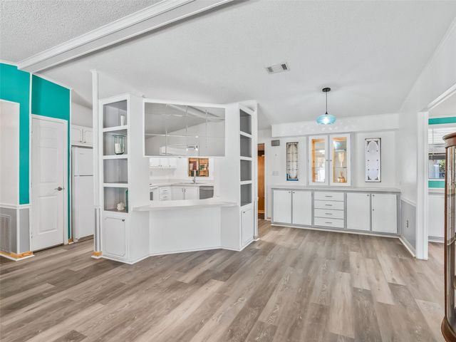 1514 HILLCREST DRIVE, Lady Lake, FL 32159