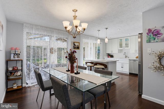 7 SHOREHAM CT, Nottingham, MD 21236