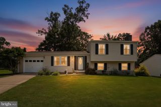 7 SHOREHAM CT, Nottingham, MD 21236