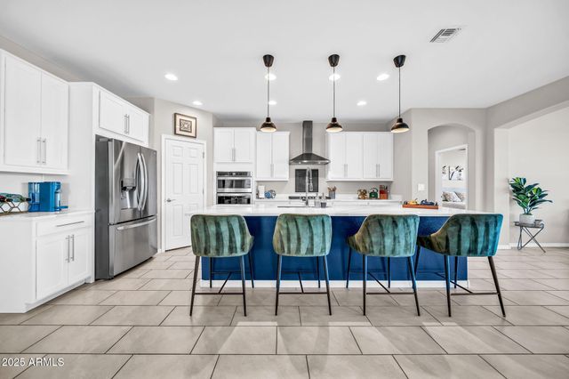 25932 W SANDS Drive, Buckeye, AZ 85396