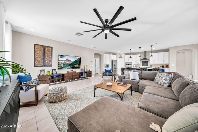 25932 W SANDS Drive, Buckeye, AZ 85396