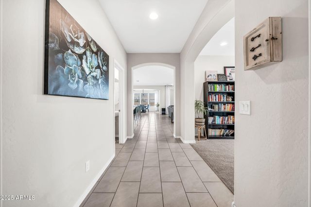 25932 W SANDS Drive, Buckeye, AZ 85396