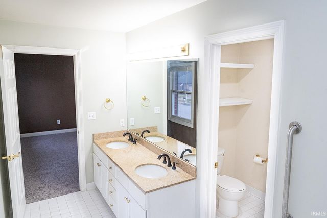 4433 foxmoor Drive, Newburgh, IN 47360