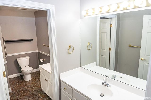 4433 foxmoor Drive, Newburgh, IN 47360