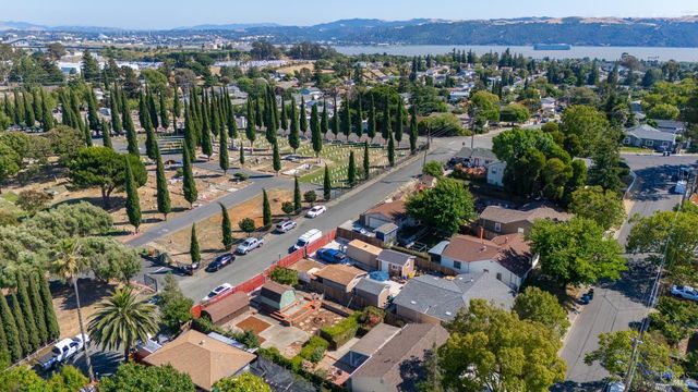 167 El Bonito Way, Benicia, CA 94510