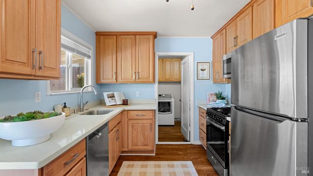 167 El Bonito Way, Benicia, CA 94510