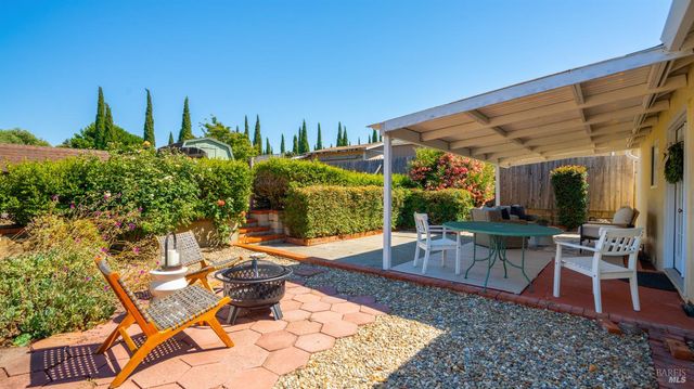 167 El Bonito Way, Benicia, CA 94510