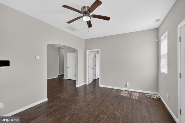 2804 RUSCOMBE LN, Baltimore, MD 21215