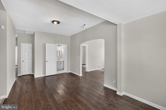 2804 RUSCOMBE LN, Baltimore, MD 21215