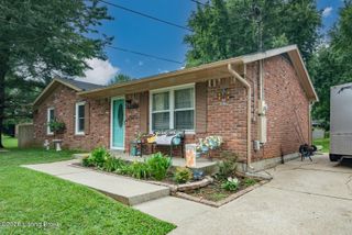 225 Beechwood Ln, Mt Washington, KY 40047