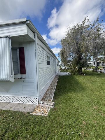 2 Jasmine Lane, Port St Lucie, FL 34952