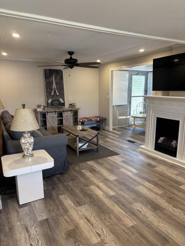 2 Jasmine Lane, Port St Lucie, FL 34952