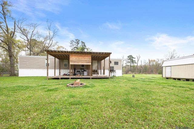 44041 Tom Rd, St Amant, LA 70774