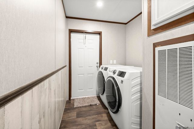 44041 Tom Rd, St Amant, LA 70774