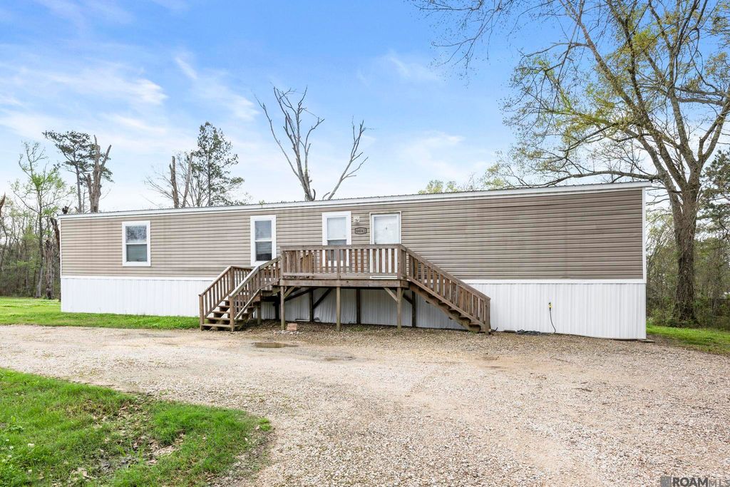 44041 Tom Rd, St Amant, LA 70774