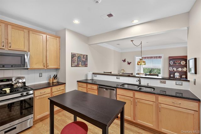 736 Regency Drive, Fishkill, NY 12524