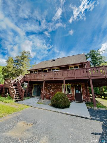 125 Sayle Avenue, Putnam, CT 06260
