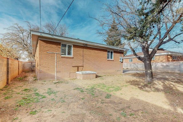 7508 Morrow Avenue NE, Albuquerque, NM 87110
