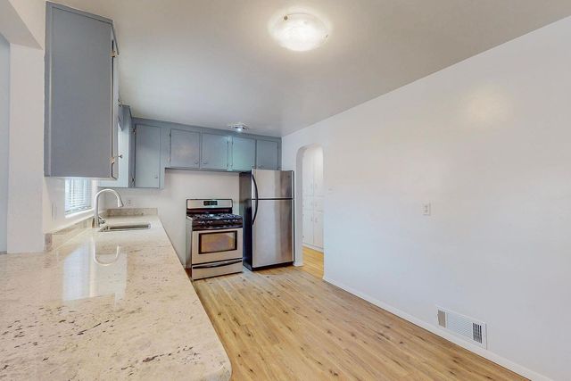 7508 Morrow Avenue NE, Albuquerque, NM 87110
