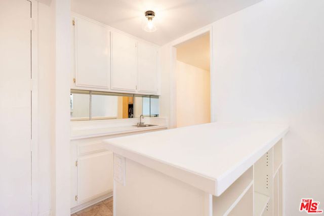5100 Via Dolce 206, Marina Del Rey, CA 90292